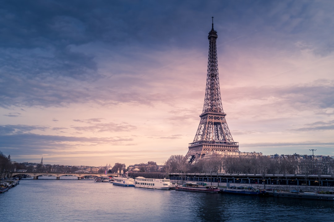 Photo Eiffel Tower